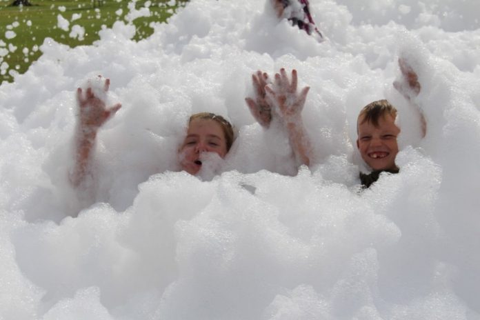 Rainbows Bubble Rush Derby 2018