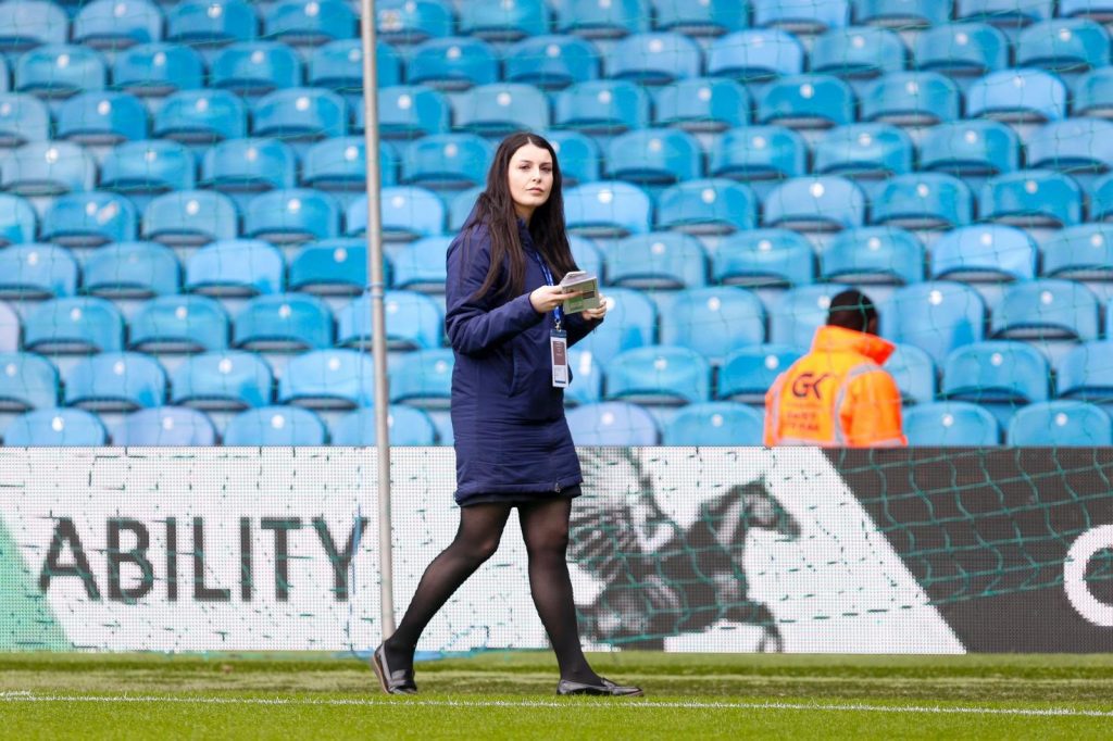 Eleanor Haigh pitch side