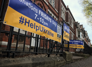 Image of #HelpUkraine banner outside of Leicester Ukrainian social club