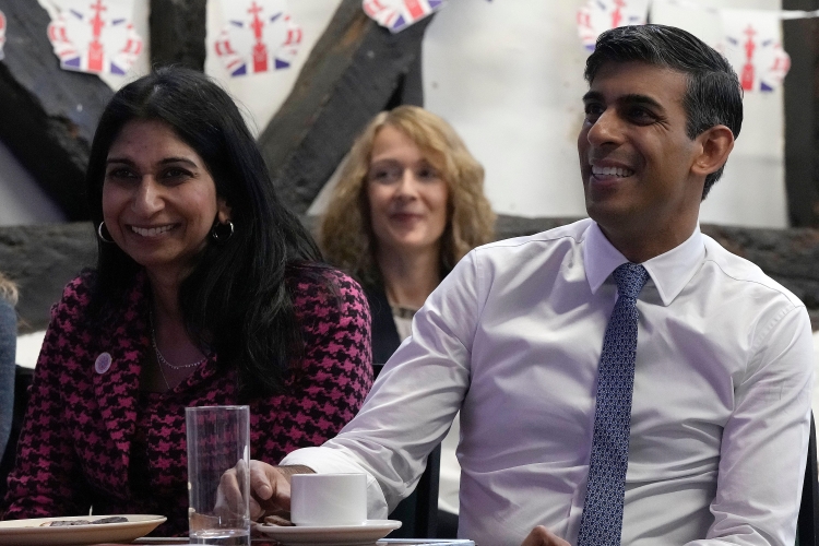 An image of Suella Braverman and Prime Minister Rishi Sunak