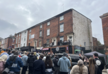 Fans react to YouTube star Mashtag Brady’s live event in Derby city centre Crowds begin to surround Mashtag as the event starts.